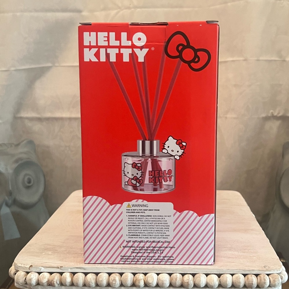 ⚡️Hello Kitty Diffuser - Picture 2 of 3